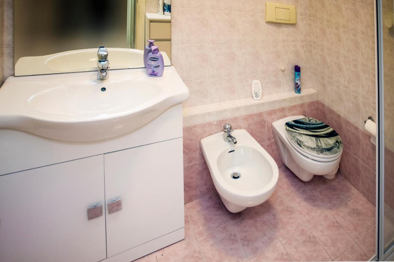 Colombare Suite - Italian Homing Сирмионе Экстерьер фото